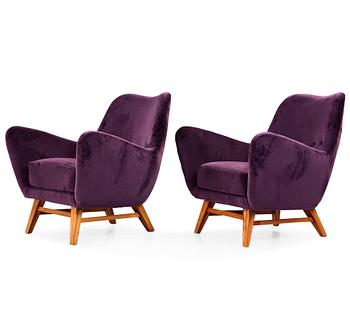 81. A pair of Swedish Modern easy chairs, 1950's.