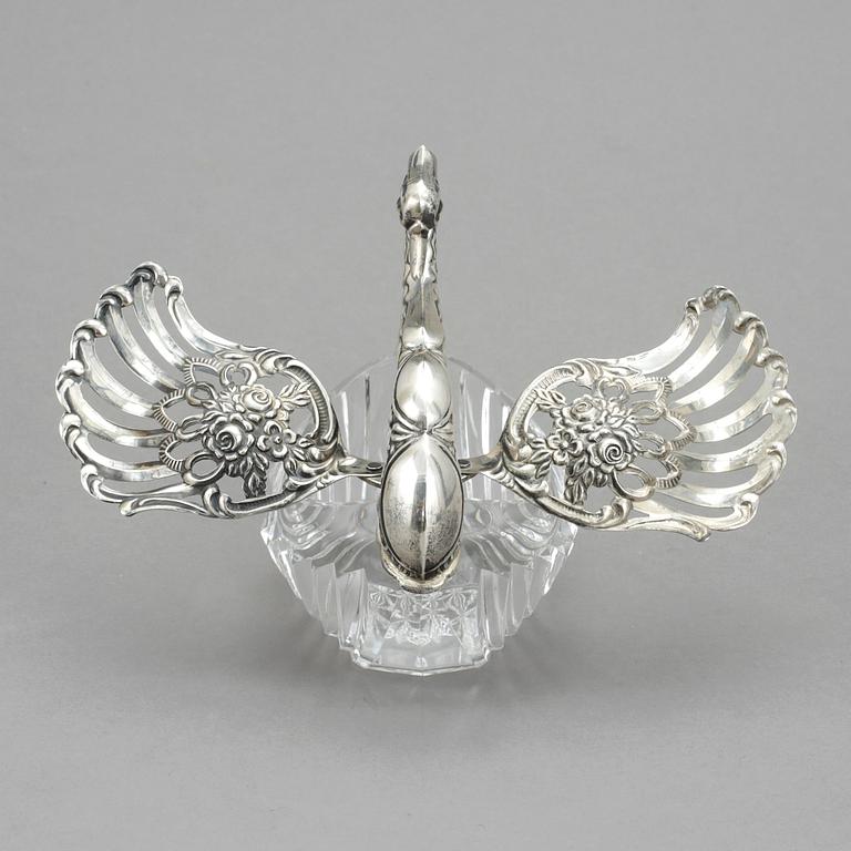 SKÅL MED SILVERMONTERING, svenska importstämplar, 1900-talets andra hälft.