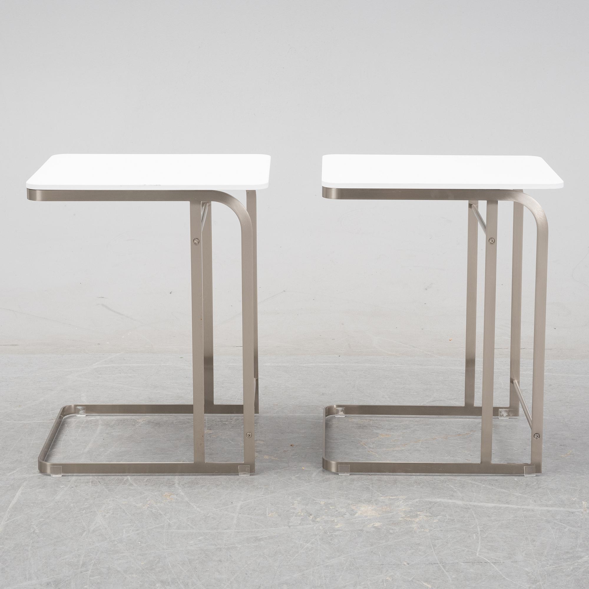 Antonio Citterio, a pair of 'Carlotta' bedside tables, Flexform, Italy.