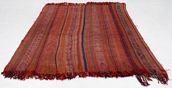 Kelim, approx. 340 x 180 cm.