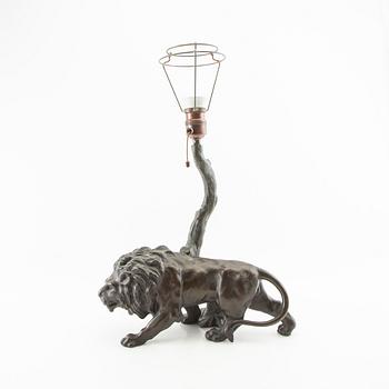 Table lamp, first half of the 20th century.