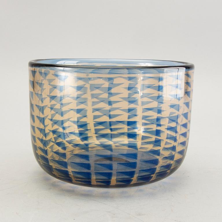 Ingeborg Lundin, a signed and dated graal glass bowl.