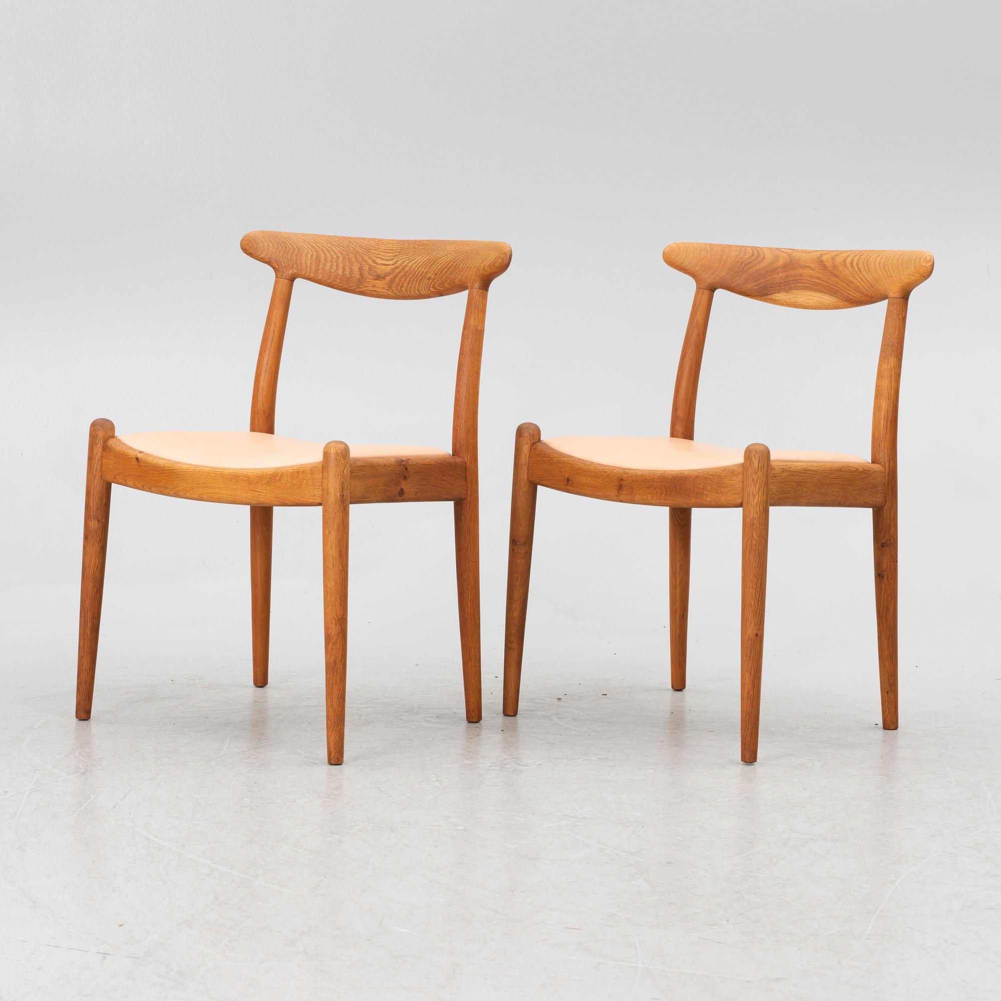 Hans J. Wegner, 6 model "W1" chairs, C.M. Madsens Fabriker, Denmark 1950s.