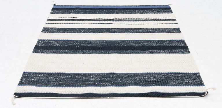 Claesson Koivisto Rune, matta, "Okapi", slätvävd, Asplund, ca 200 x 140 cm, prototyp.