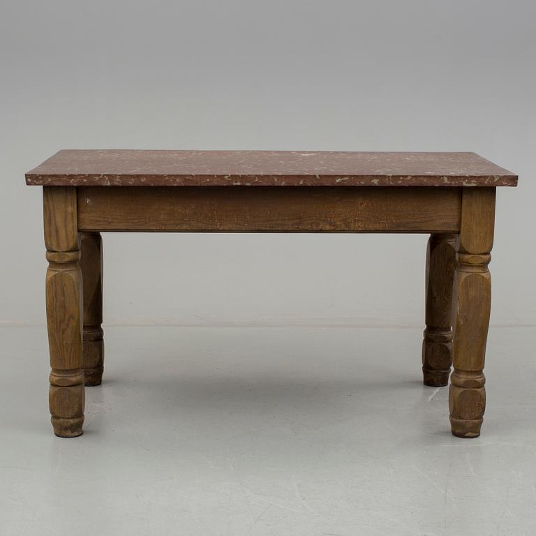 BORD, 1700- samt 1900-tal.