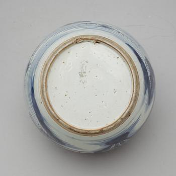 BOJANER, 2 st, snarlika, porslin, Kina, 1800-tal.