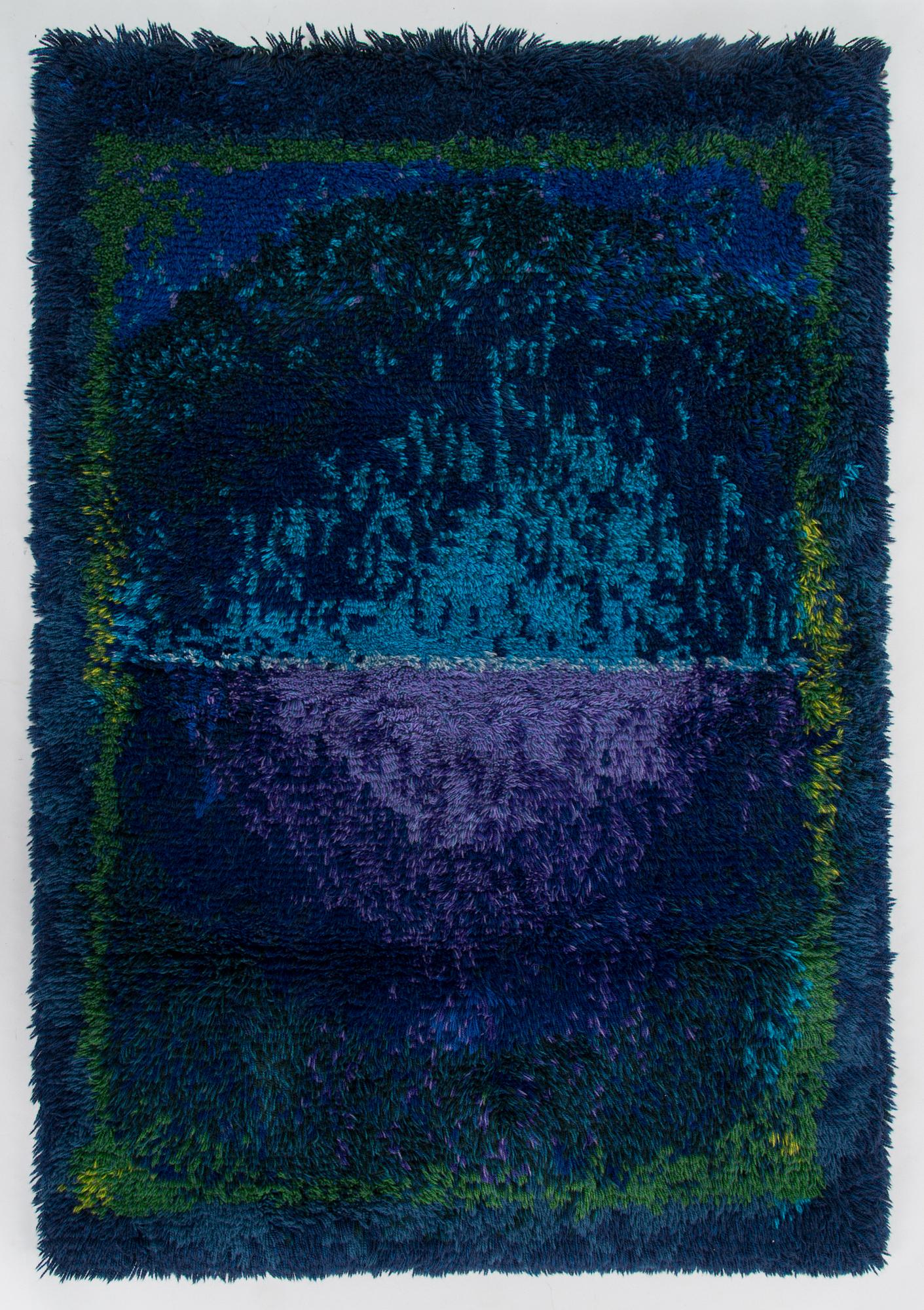 Irma Kukkasjärvi, ryijy, malli Neovius. Noin 165 x 115 cm.