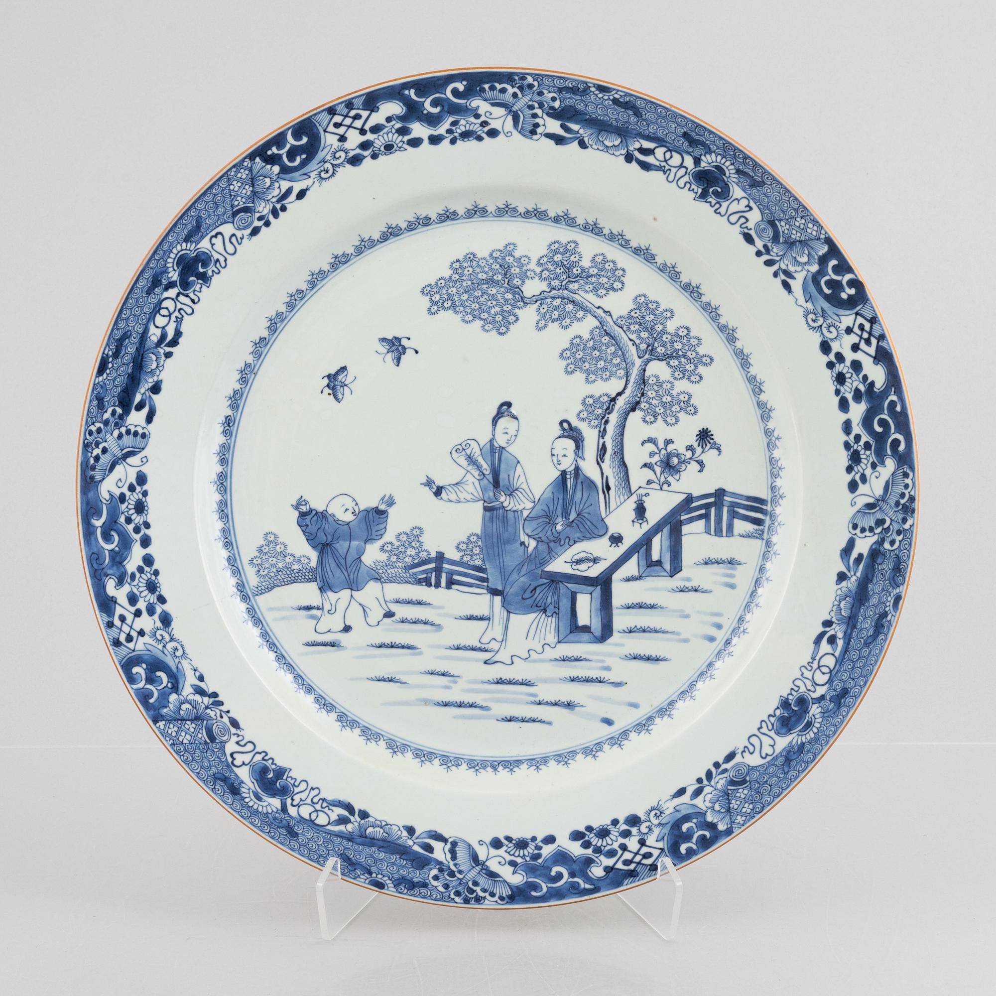 A large blue and white charger, Qing dynasty, Qianlong (1736-95).
