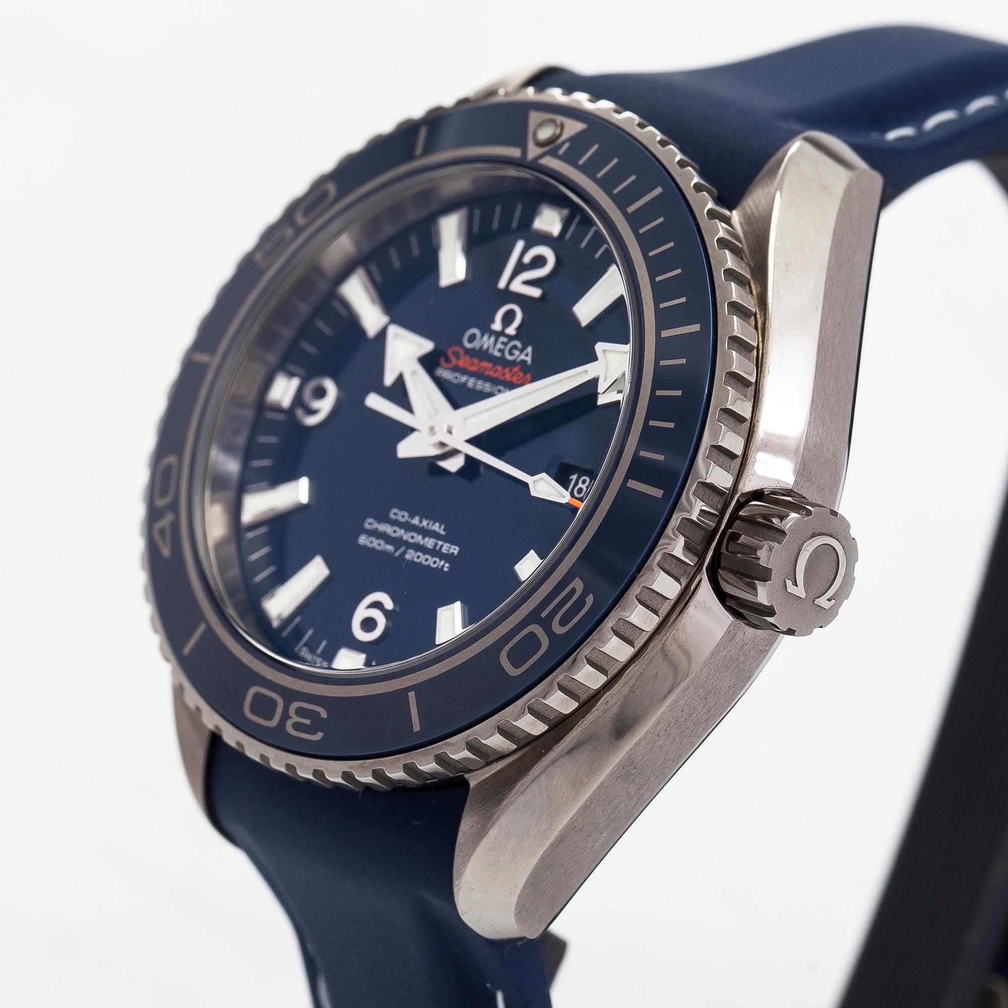Omega, Seamaster, Professional, Planet Ocean 600M, Chronometer, rannekello, 37,5 mm.