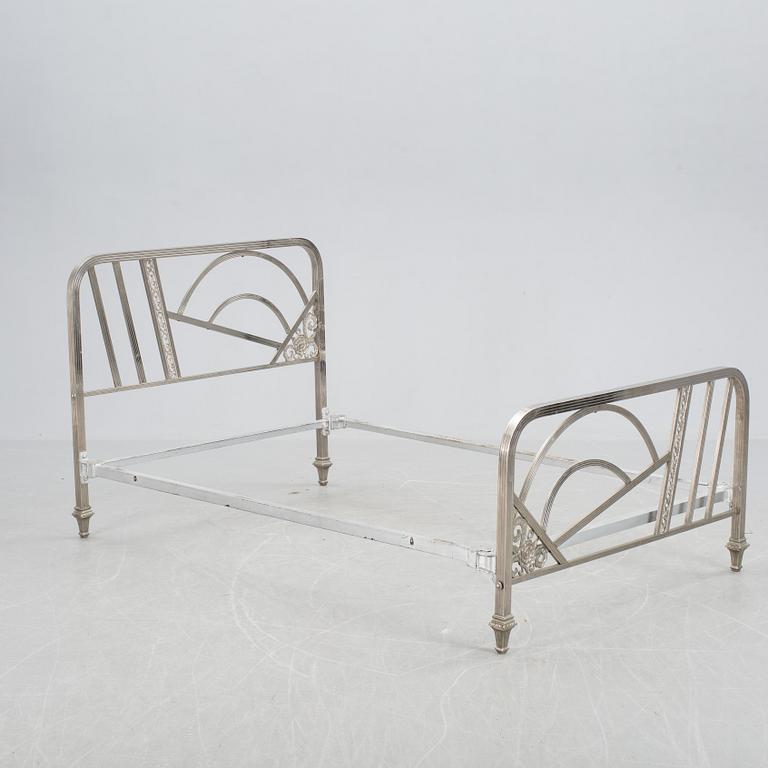 SÄNGGAVLAR, 2 st, art deco, Spanien, 1900-talets första hälft.