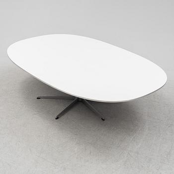 Bruno Mathsson & Piet Hein and Arne Jacobsen, a 'Superellips' coffee table, Fritz Hansen, Denmark, 1975.