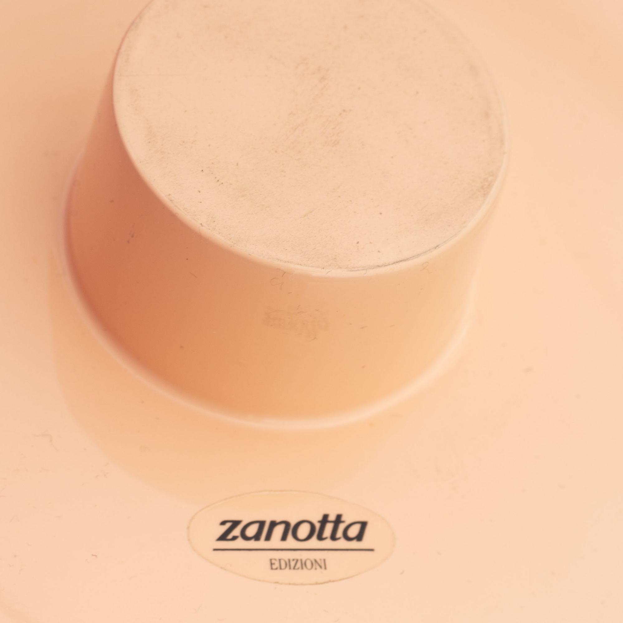 Alessandro Mendini, a 'Cuculi' bowl and two dishes, Zanotta, Italy, 1980's.