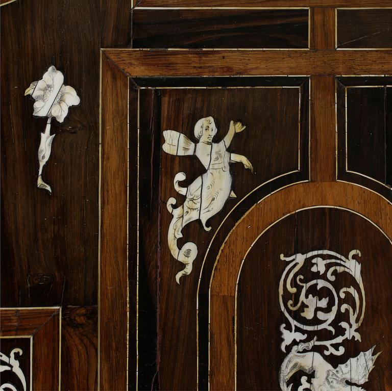 BORD, Barock/barockstil, bl a 1700-tal.