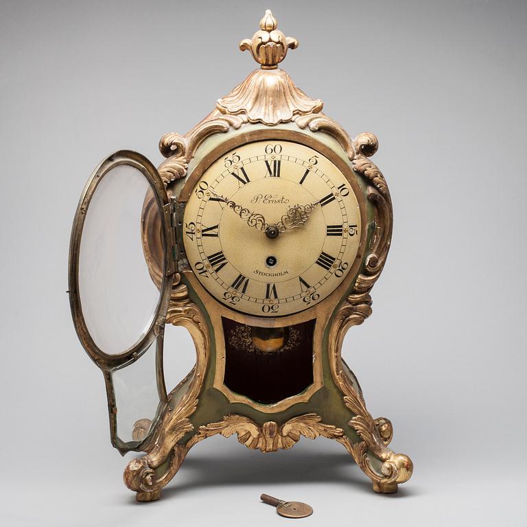 BORDSPENDYL, Petter Ernst (verksam i Stockholm 1753-1784).