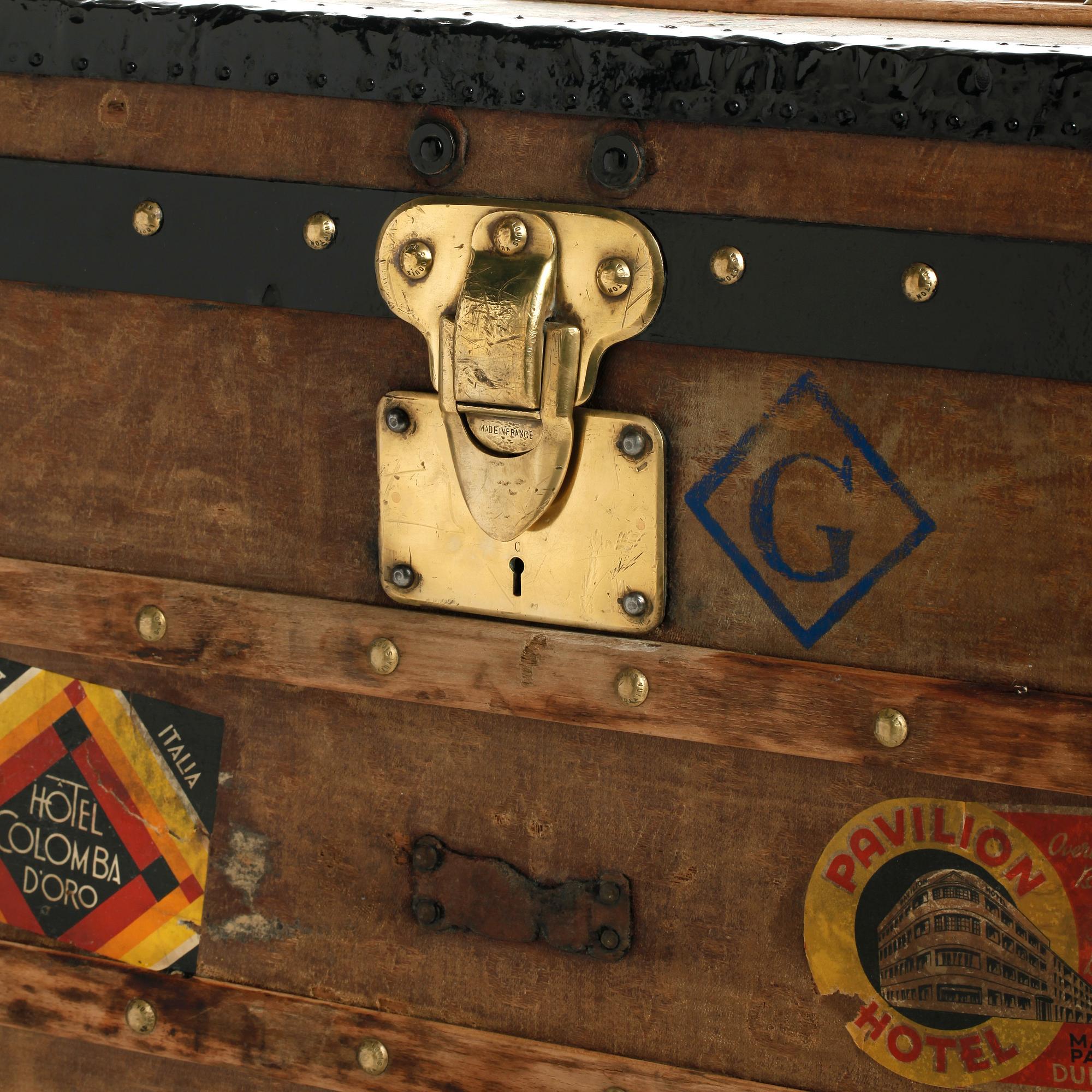 LOUIS VUITTON, a Monogram canvas trunk, late 19th/early 20th century.