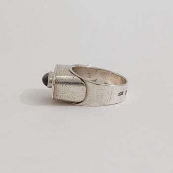 RING, med granat, Ceson, Göteborg, 1955.