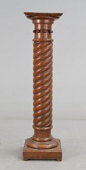 PIEDESTAL, 1800-talets andra hälft.