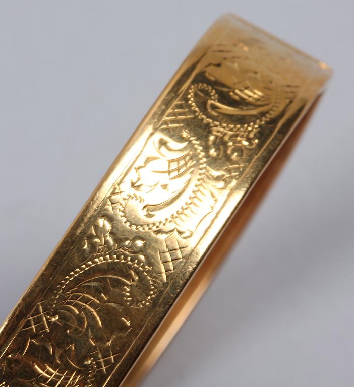 ARMBAND, 18 K guld, 15 gram.