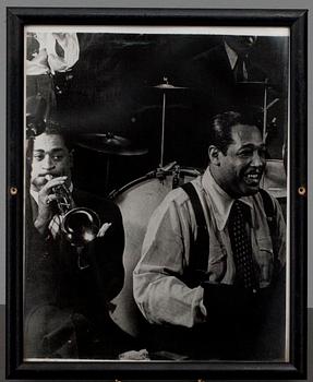 A SET OF FIVE MID-CENTURY JAZZ PHOTOGRAPHS AND THREE REPROGRAPHS.