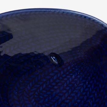 Hertha Bengtson, A 92-piece dinner service, 'Blå eld', Rörstrand, Sweden.