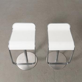 Shin & Tomoko Azumi bar stools, a pair "Lem" for LaPalma, Italy, late 20th century.