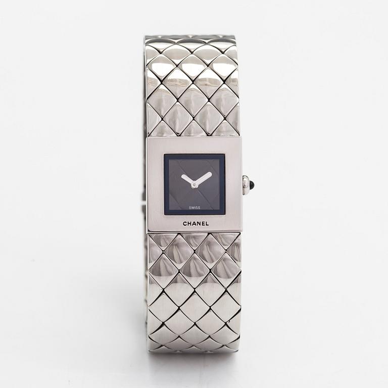 Chanel, Matelasse Quilt Acier, wristwatch, 19 mm.