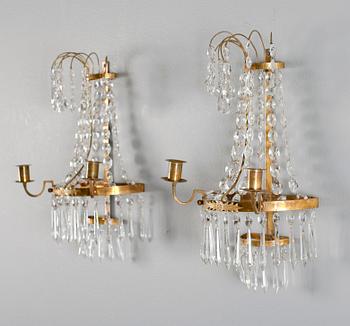 VÄGGLYSTRAR, 1 par, gustaviansk stil, 1900-talets förta hälft.
