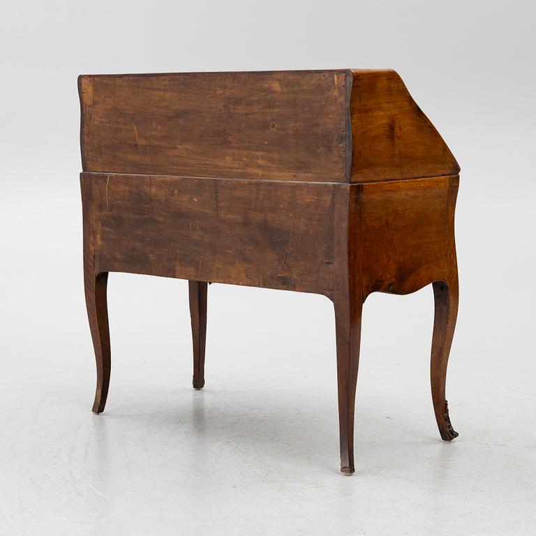 A writing desk, Louis XV, France, 18th Century.