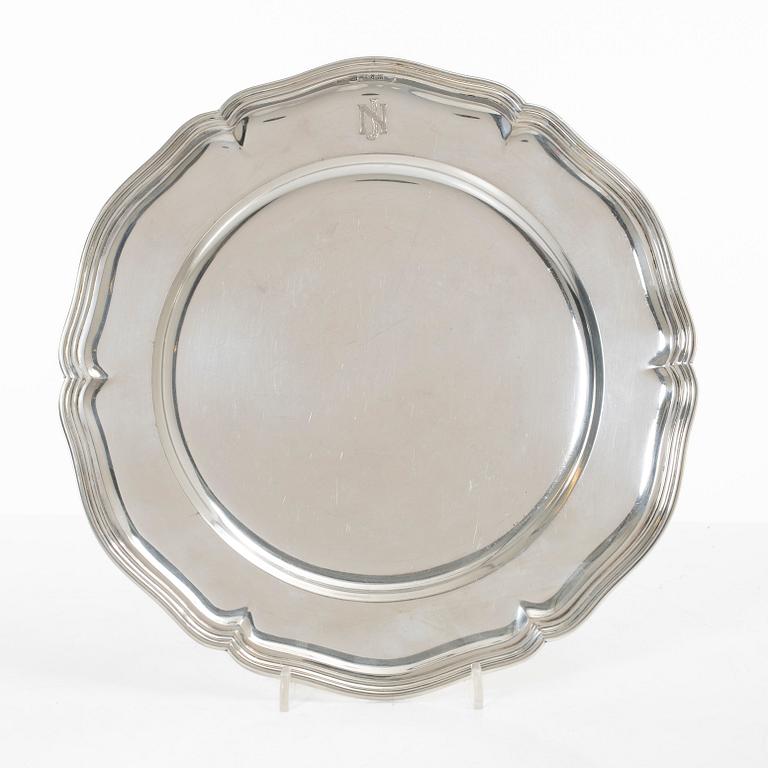 Fat/tallrik, silver, stämplat CG Hallberg, Stockholm 1927.