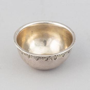 A swedish silver tumbler, mark of Isac Sauer, Stockholm 1761.