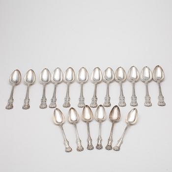 SKEDAR, 12+6 delar, silver, Larson & Co, Göteborg, 1860-tal. Totalvikt ca1200g.