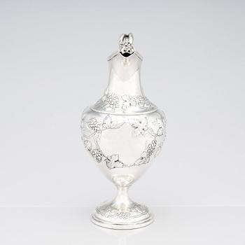 A George III sterling silver ewer, marks of John Scofield, London 1787.