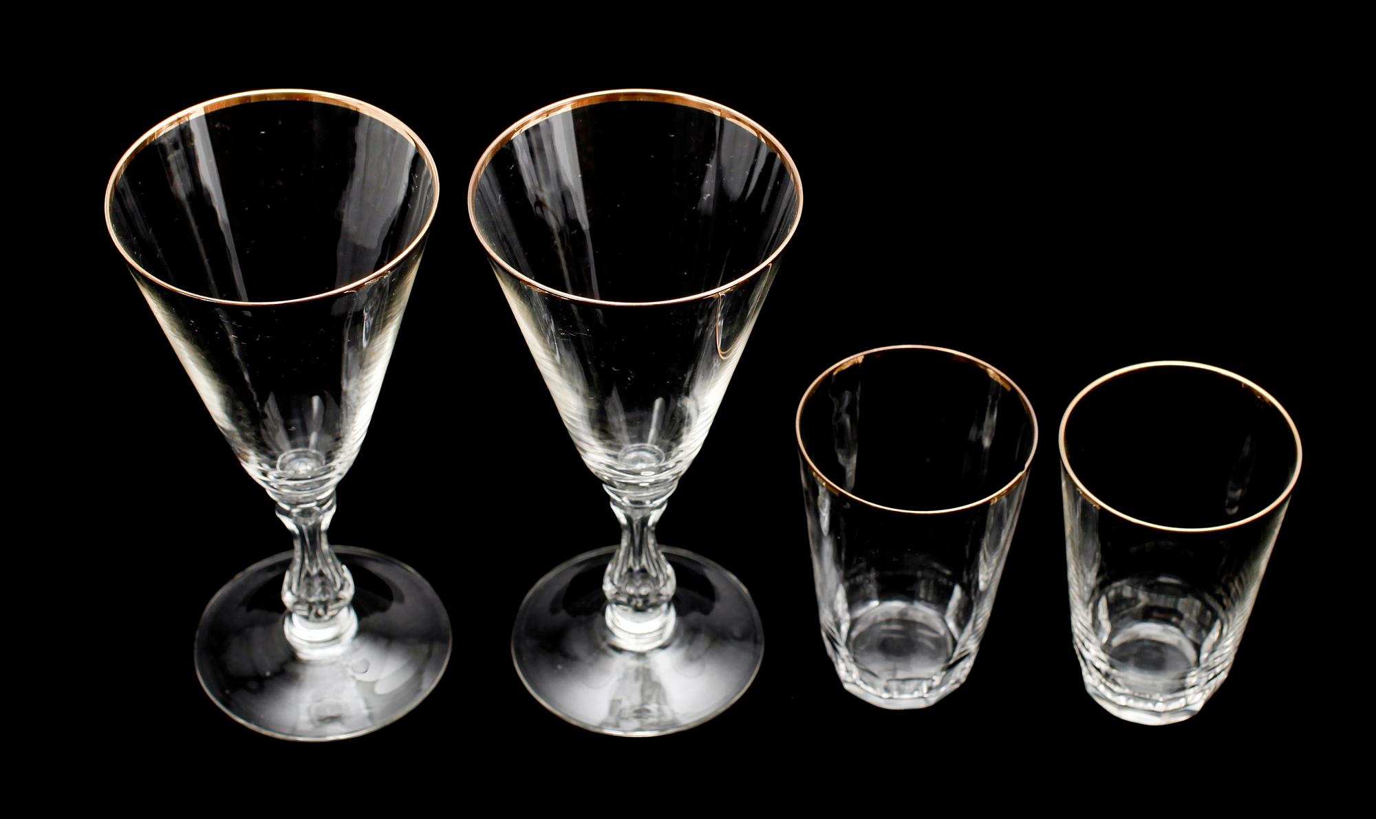 GLASSERVIS, 32 del, Trelleborgs Glasbruk.