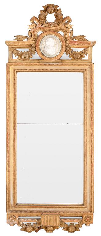 A Swedish Gustavian mirror by Lago Lundén 1789.