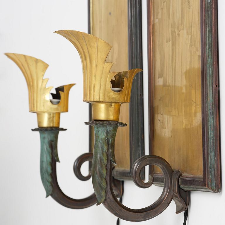 A pair of Swedish Grace wall lamps, 1920s-30s.