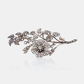 1120. A old-cut and rose-cut diamond floral spray brooch.