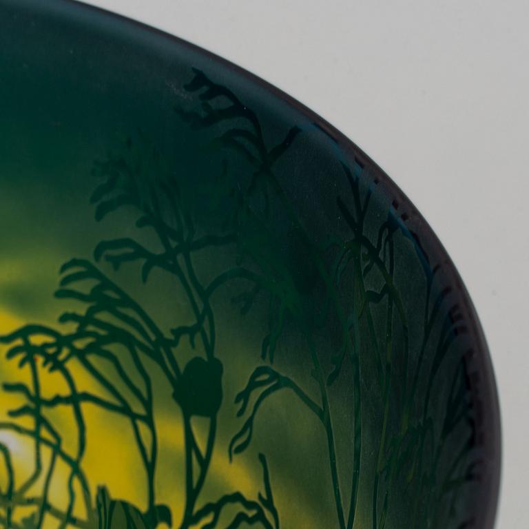 Jette Jörgensen, a cameo glass bowl, Sjöhyttan, Sweden 1987.