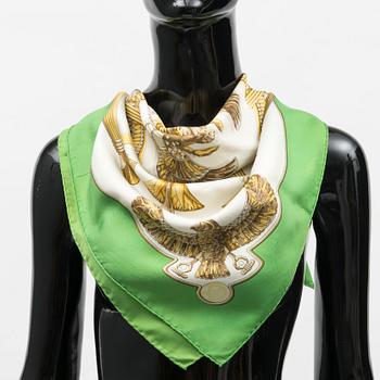 A scarf, 'Égypte - Scarabées et Pectoraux'.