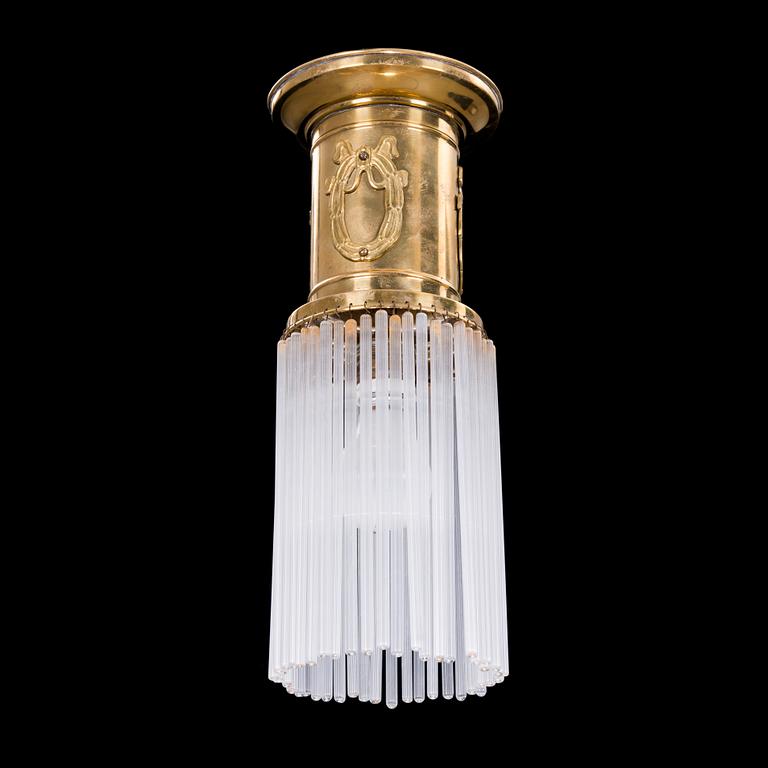 TAKLAMPA, 1900-talets början. Höjd 39 cm.