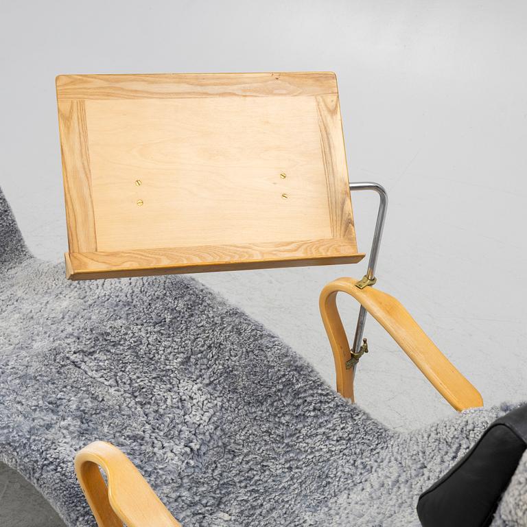 Bruno Mathsson, lounge chair, "Pernilla 3" with reading table, Firma Karl Mathsson, Värnamo, 1965-71.