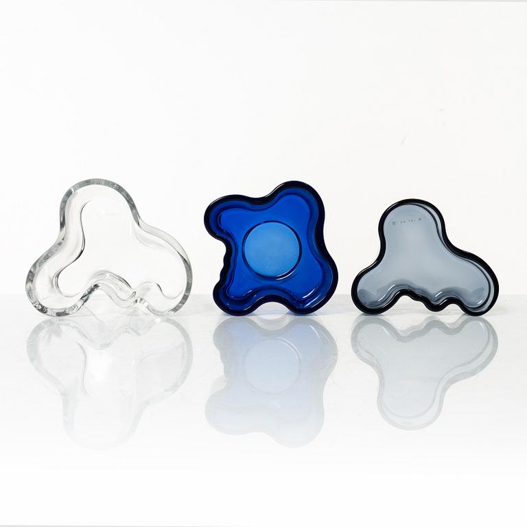 Alvar Aalto, vaser, 3 st och skål "Savoy", glas, samt fat och ljuslykta, Iittala.