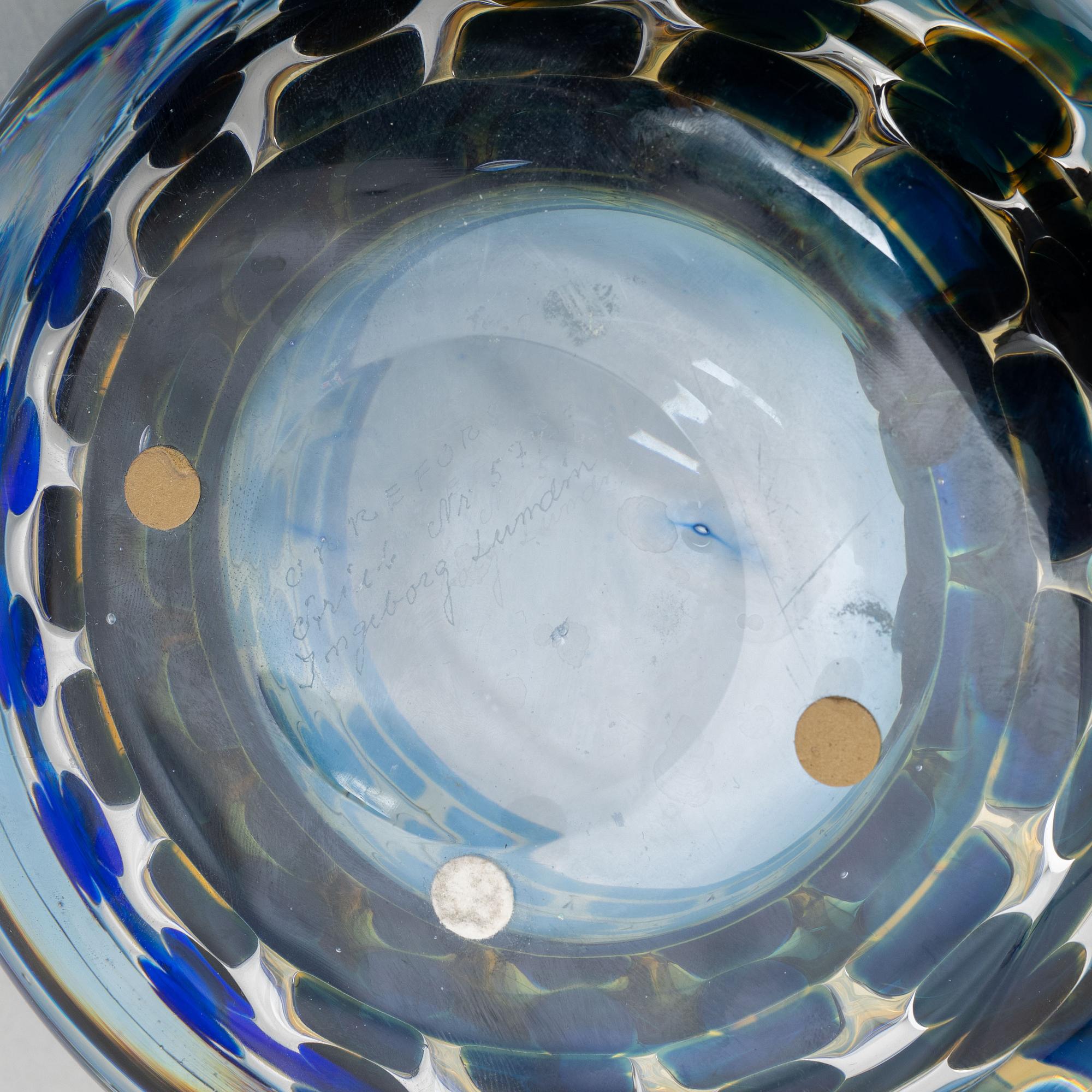 Ingeborg Lundin, an 'Ariel' glass bowl, Orrefors 1970.