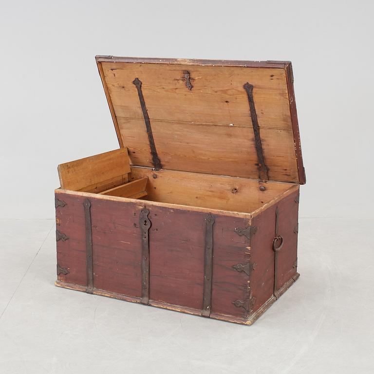 KISTA, röd, 1800-tal.