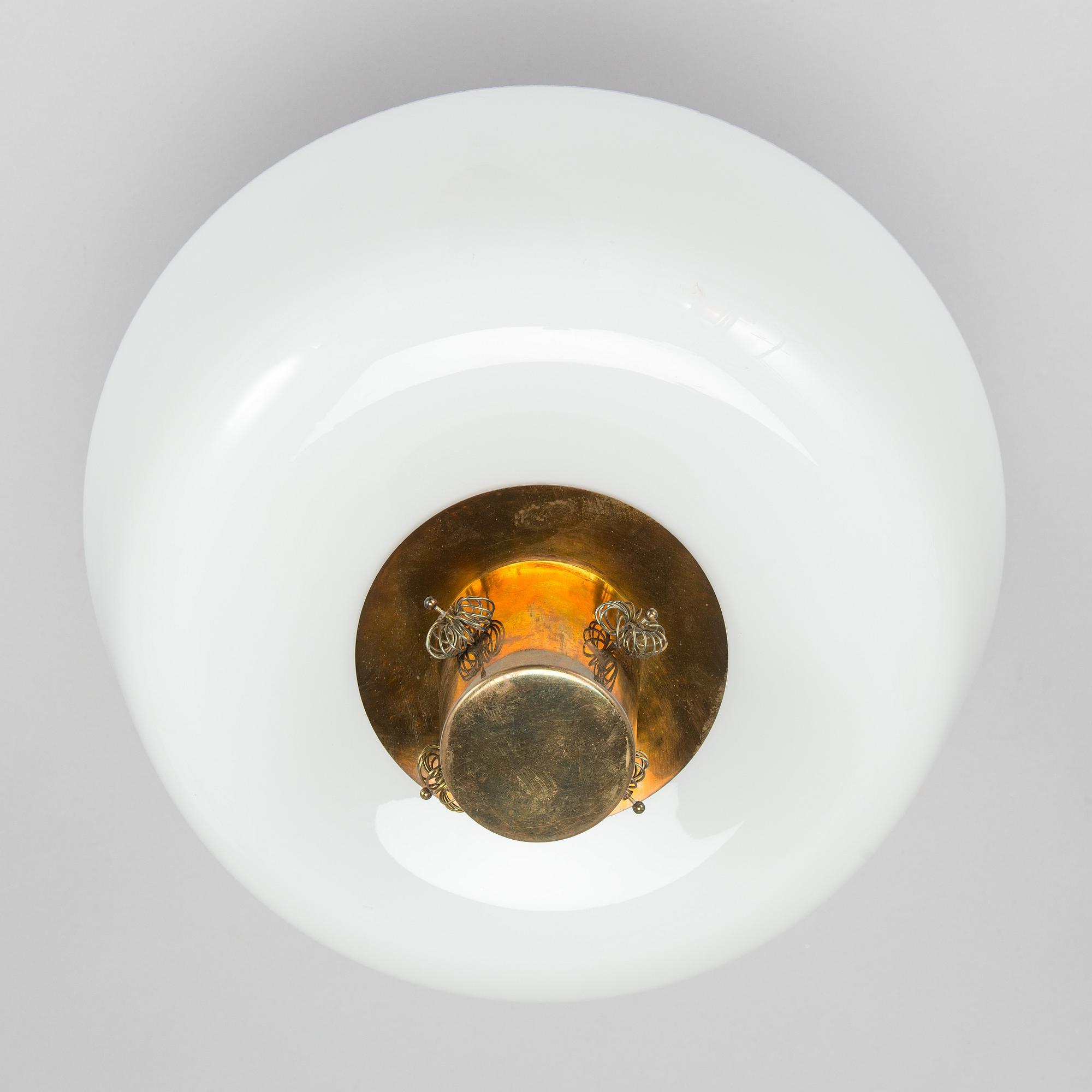Paavo Tynell, a mid-20th century '9040' ceiling light for Taito.