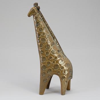 A stoneware sculpture "Giraff" by Lisa Larson, Gustavsberg.