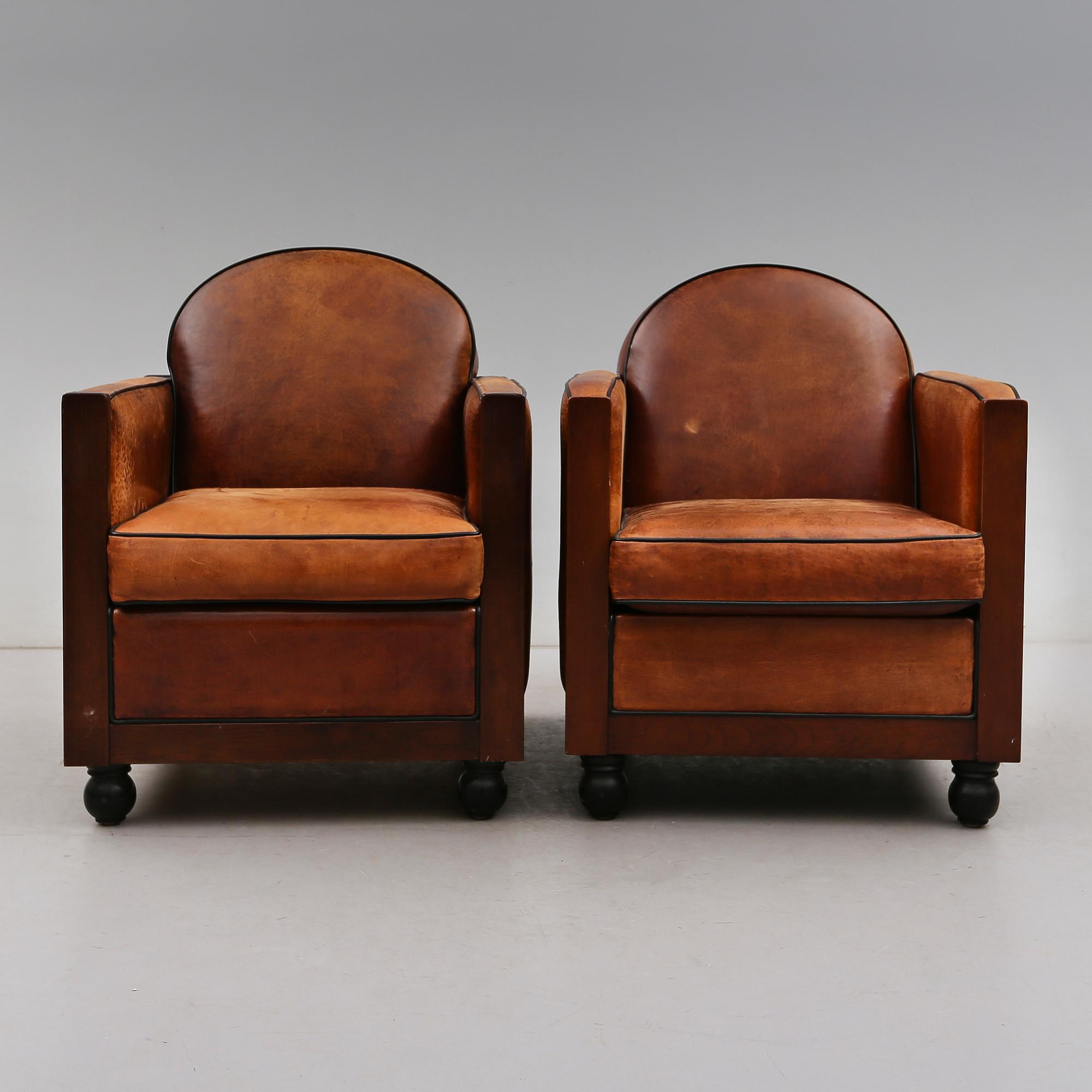 FÅTÖLJER, 1 par, 1900-talets andra hälft.