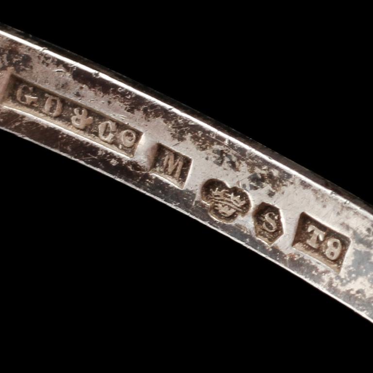 ARMLÄNK, silver med slipad rosenkvarts, Gustav Dahlgren & Co, Malmö, 1969. Vikt 16 g.