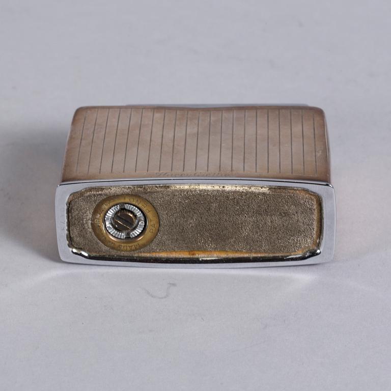 BORDSTÄNDARE,  sterling silver. "Consul Crown", design Sigvard Bernadotte.Georg Jensen.