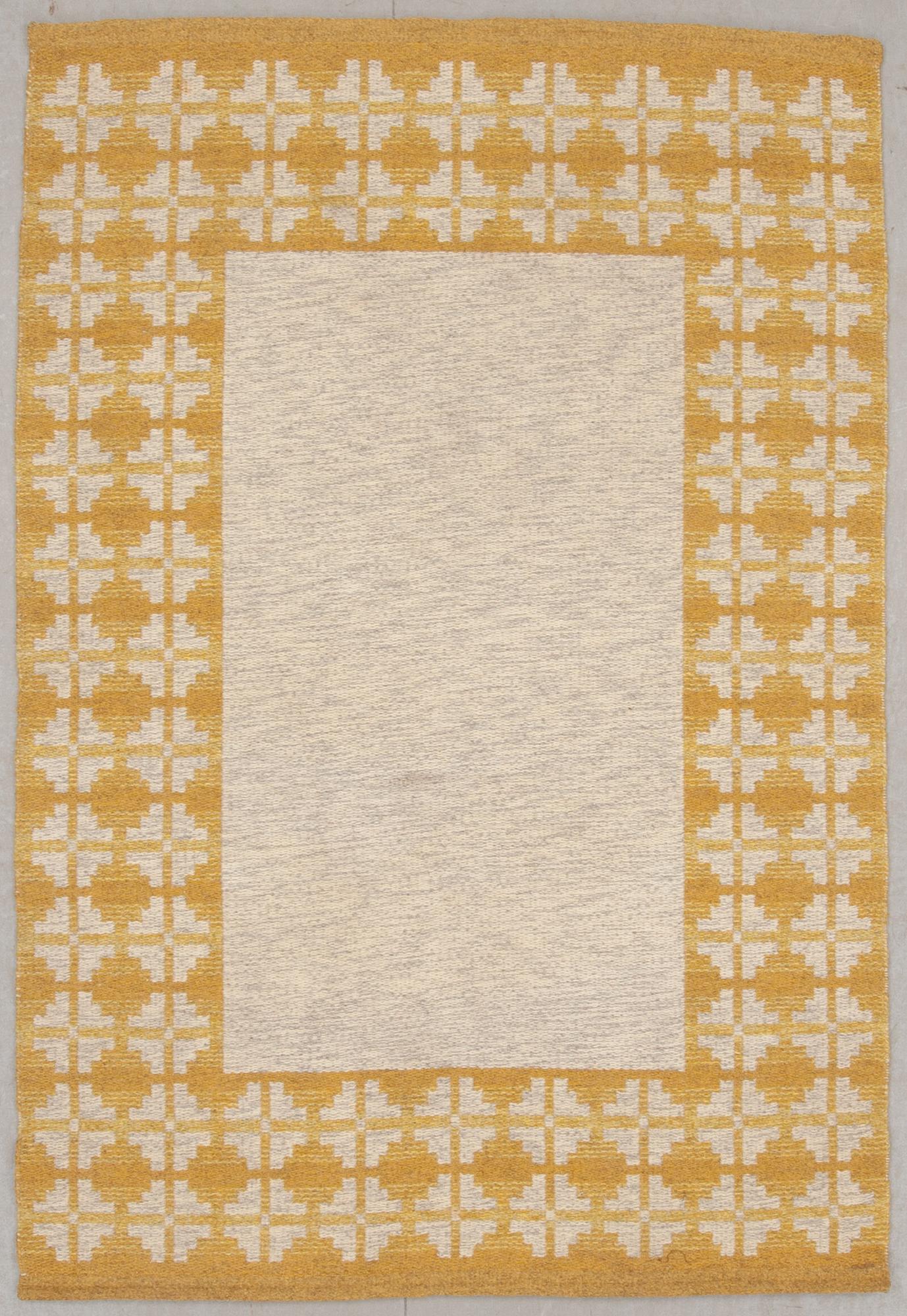 MATTA, dubbelsidig, 1900-talets mitt/andra hälft. Ca 200 x 135 cm.