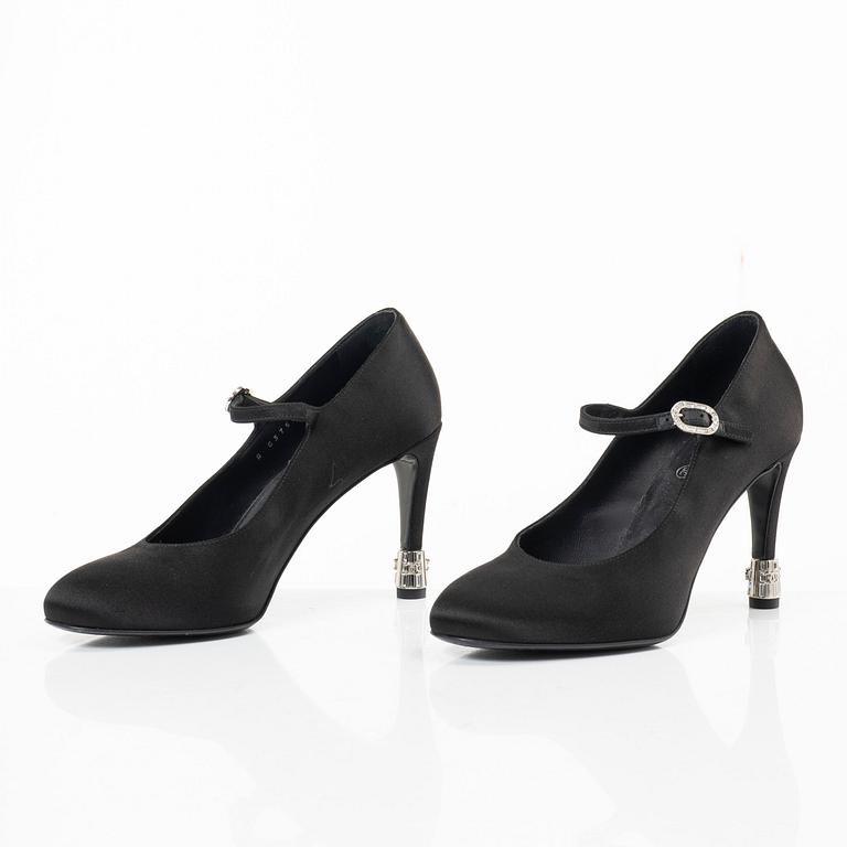 Chanel, pumps, size 37.